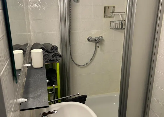 Panorama-Haus Appartment Pfaender - Bergblick, Badezimmer, Kitchenette, Eigene Sonnenterrasse * Wangen im Allgäu